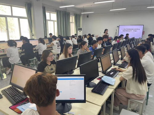 經(jīng)濟(jì)貿(mào)易學(xué)院順利組織完成“1+X”電子商務(wù)數(shù)據(jù)分析（中級(jí)）職業(yè)技能等級(jí)證書考試